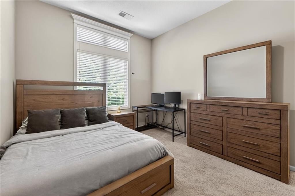 1301 NE TIMBERLINE Court — photo 70