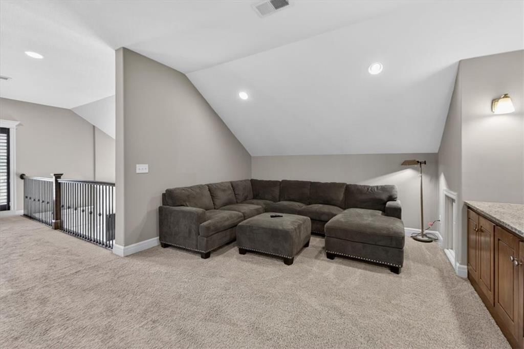 1301 NE TIMBERLINE Court — photo 75