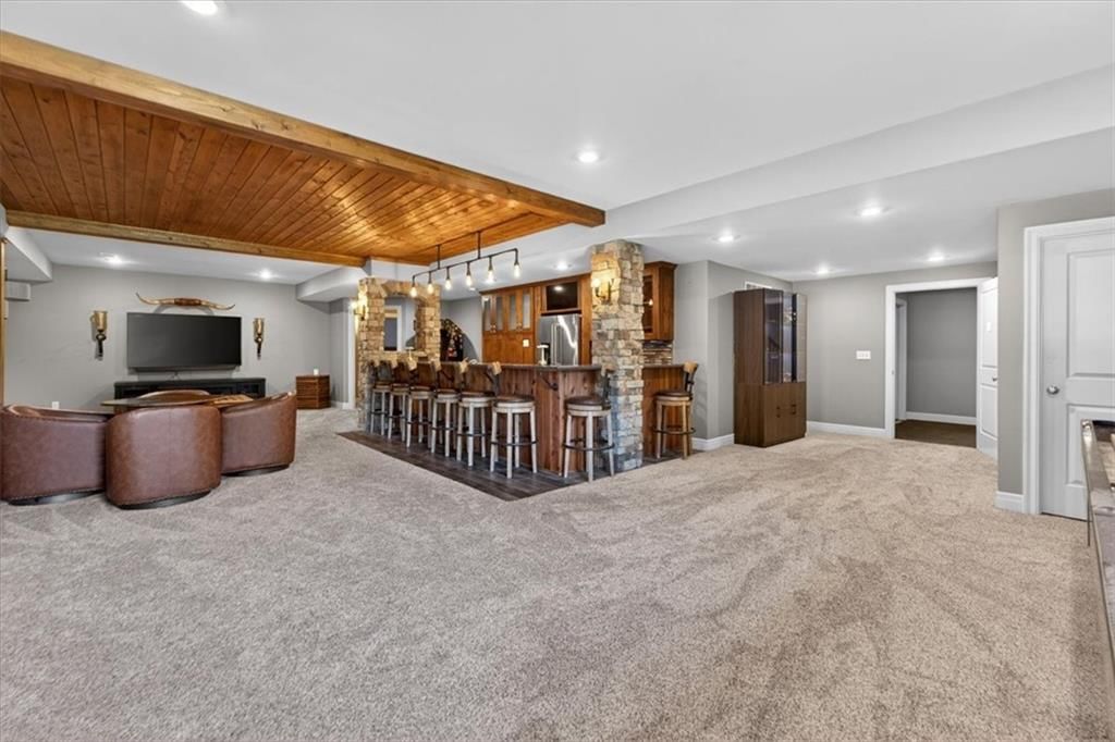 1301 NE TIMBERLINE Court — photo 87