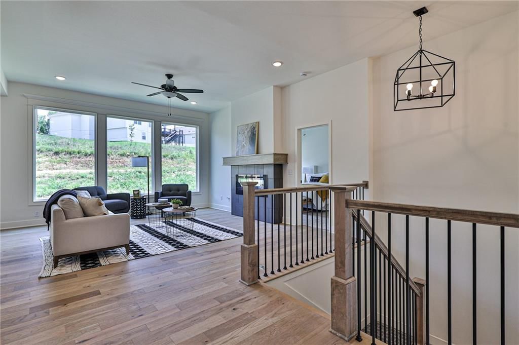 216 SW Chelmsford Drive — photo 5