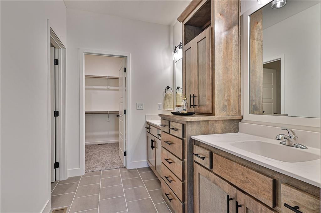 216 SW Chelmsford Drive — photo 19