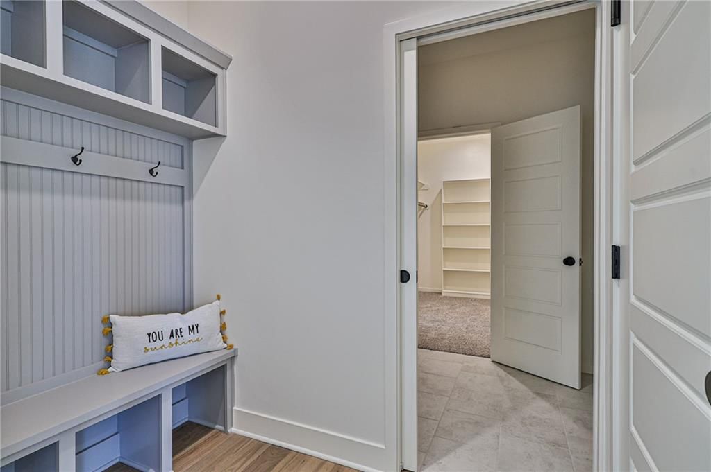 216 SW Chelmsford Drive — photo 28