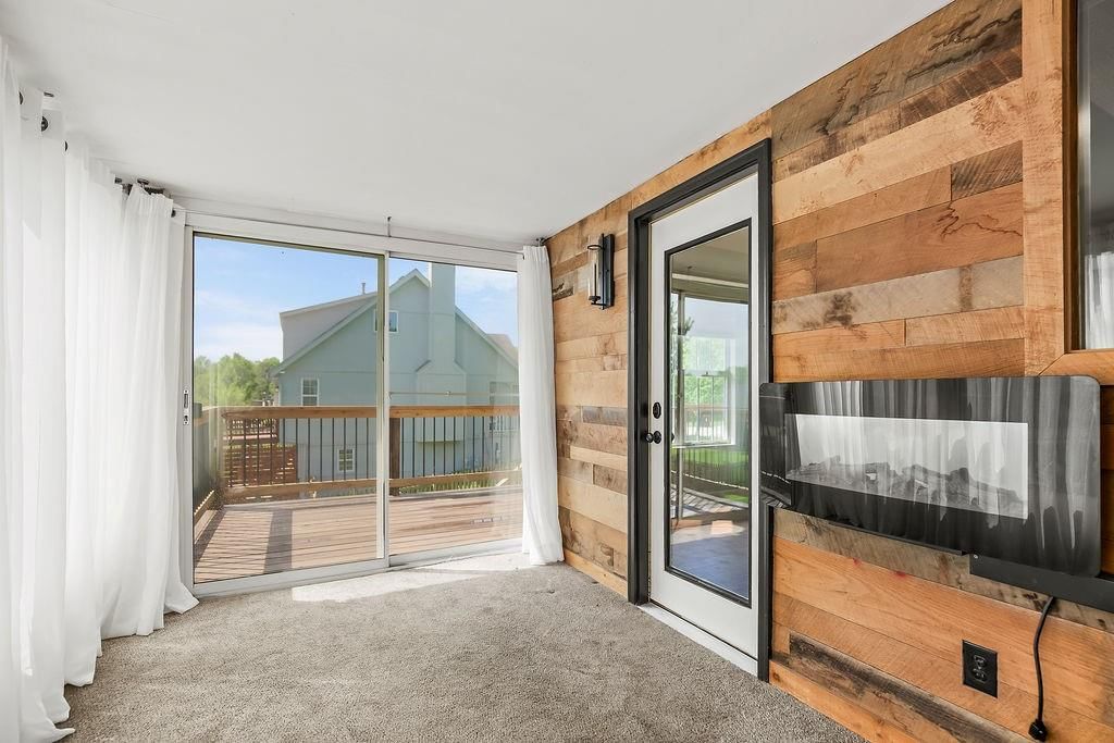 1832 NE Stonewood Drive — photo 15