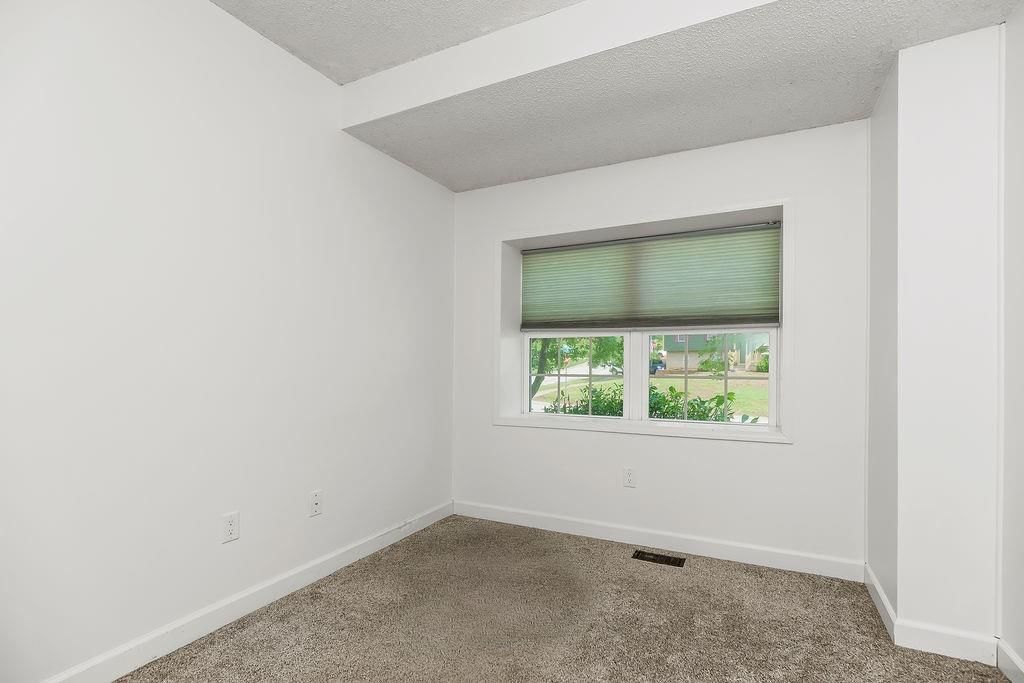 1832 NE Stonewood Drive — photo 21