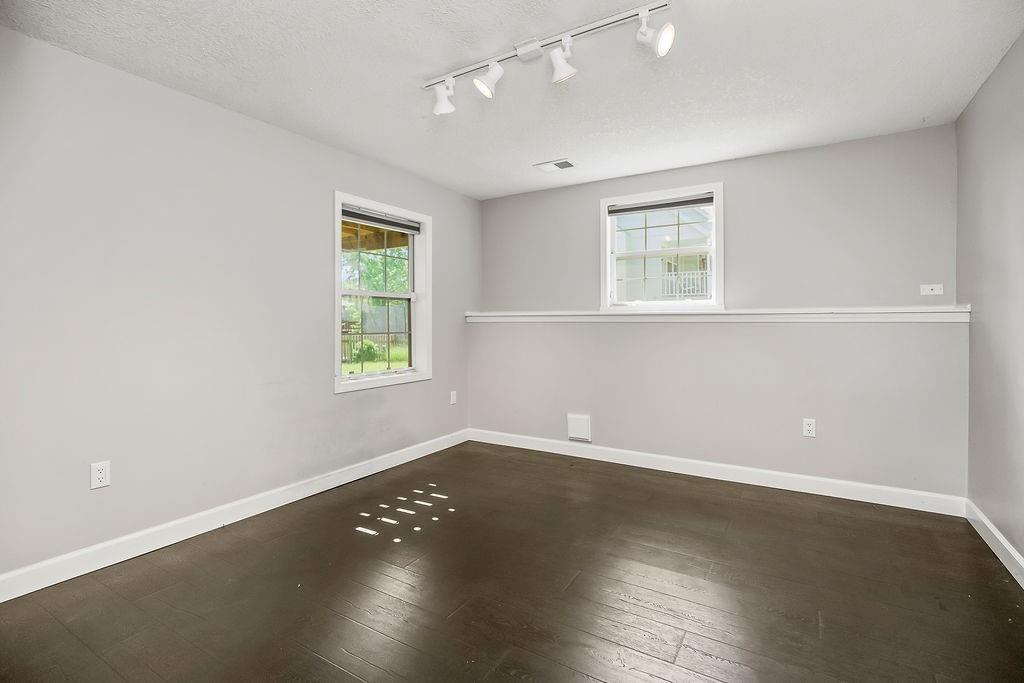 1832 NE Stonewood Drive — photo 27