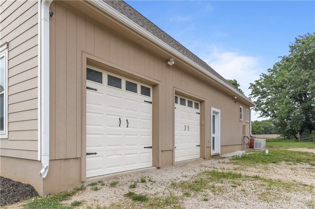 811 SW 1171st Road — photo 5
