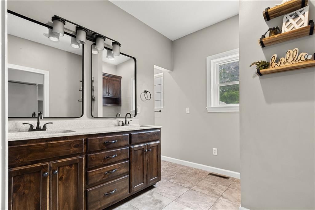 811 SW 1171st Road — photo 36