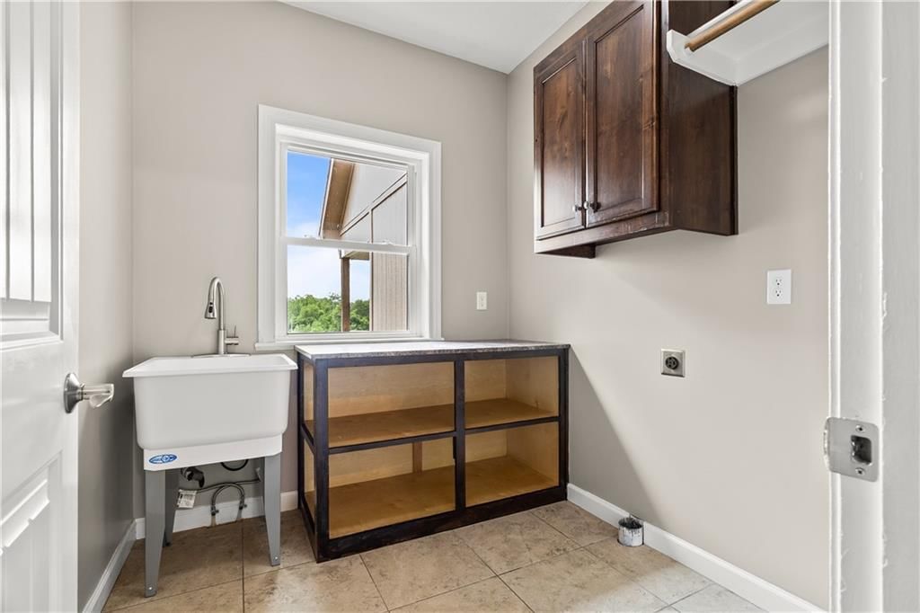 811 SW 1171st Road — photo 59