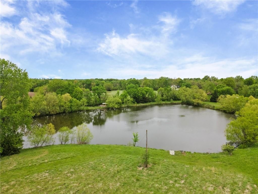 4021 Country Squire Road — photo 35