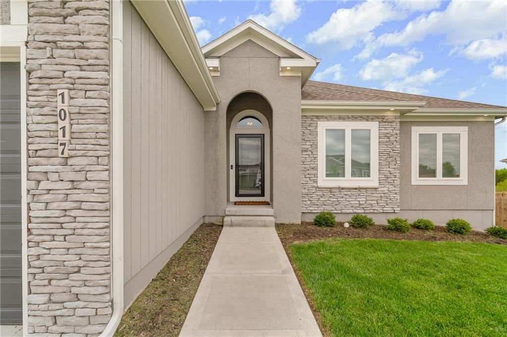 1017 Fox Trot Drive — photo 4