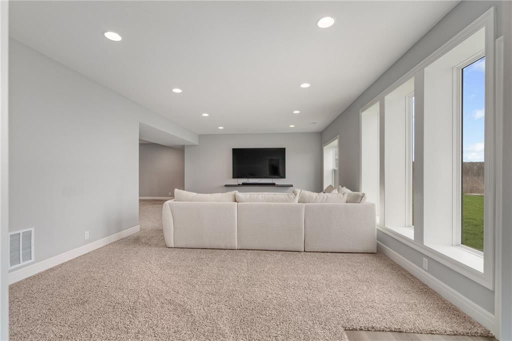 1017 Fox Trot Drive — photo 34
