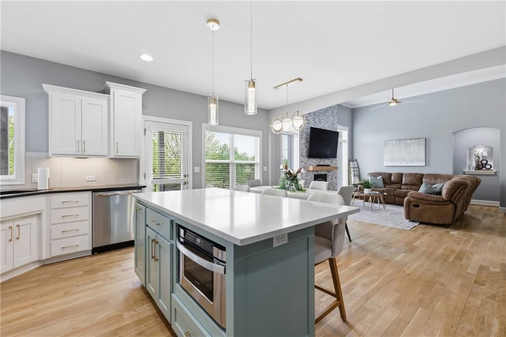 10512 N Euclid Avenue — photo 14