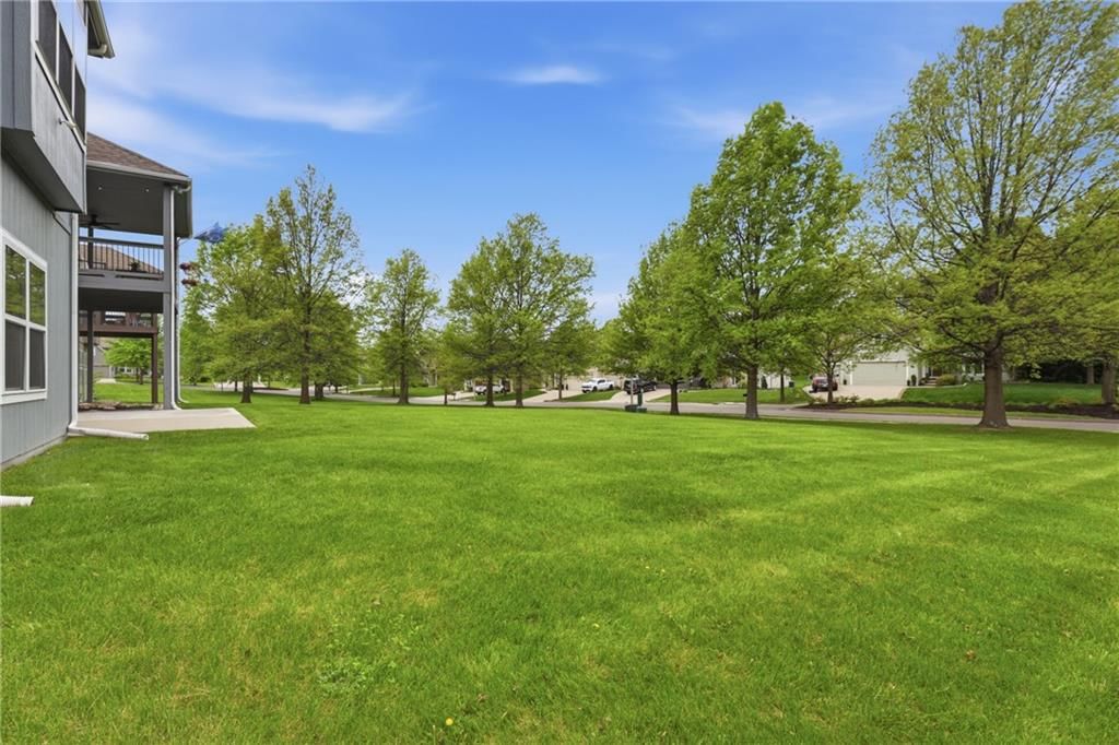 10512 N Euclid Avenue — photo 43