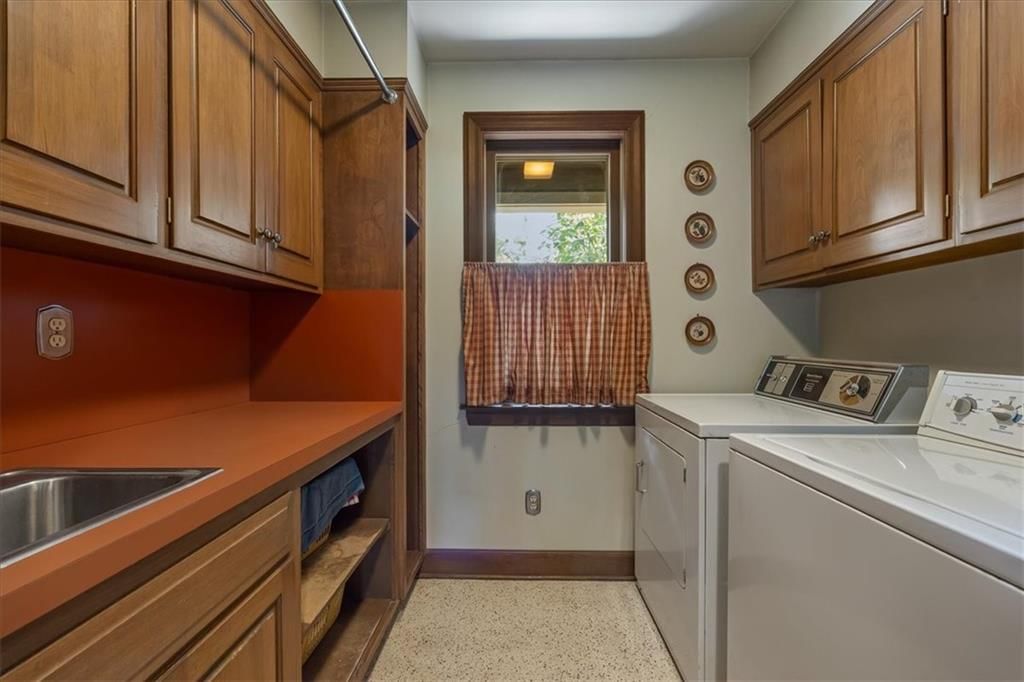 3510 W 102nd Street — photo 13