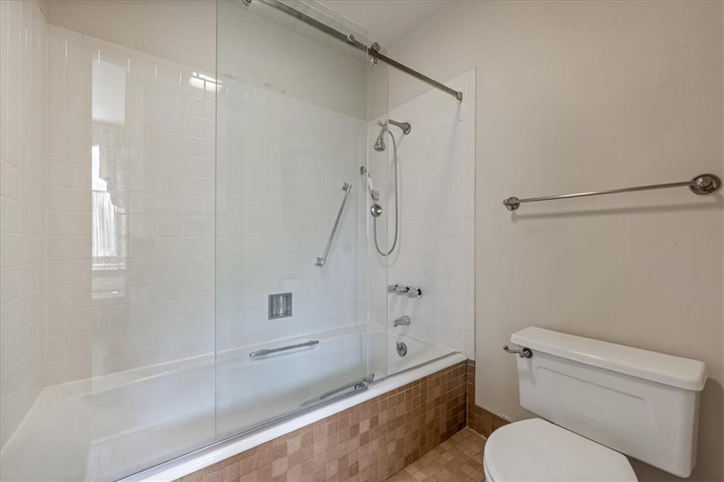 3510 W 102nd Street — photo 19