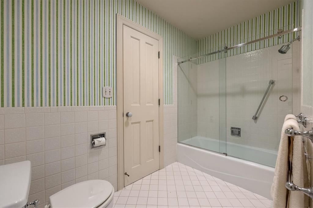 3510 W 102nd Street — photo 23