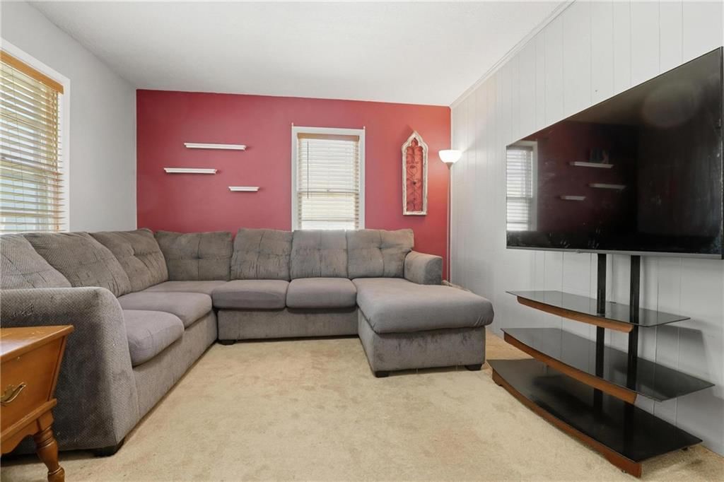 504 N Curtis Street — photo 7