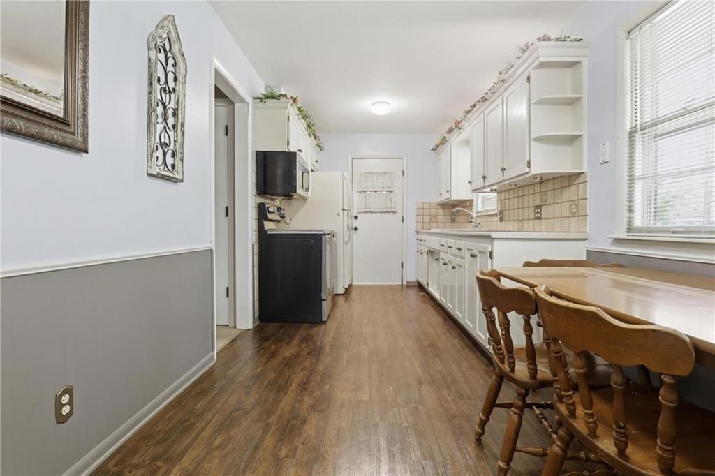 504 N Curtis Street — photo 10
