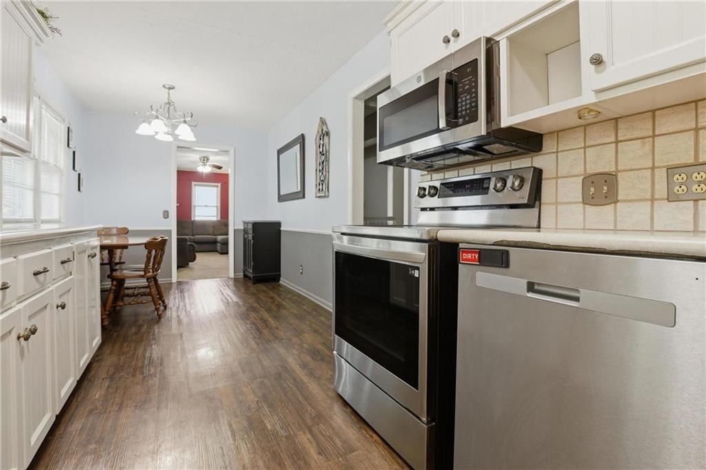 504 N Curtis Street — photo 14