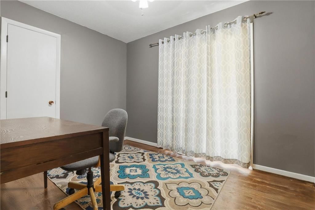 504 N Curtis Street — photo 24
