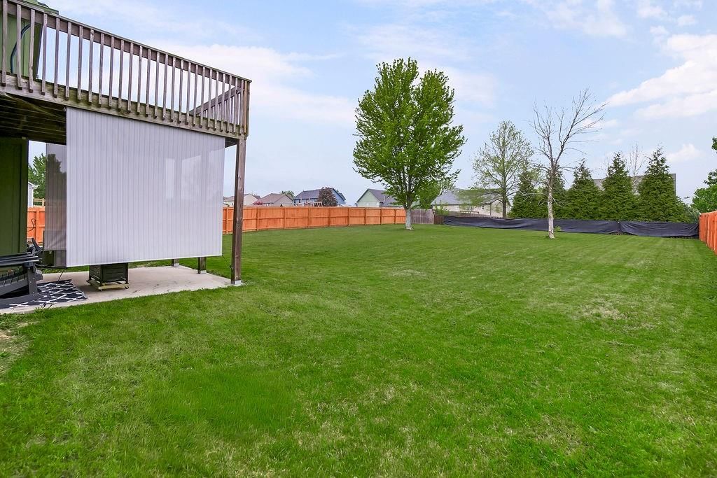 4416 N 121st Terrace — photo 31