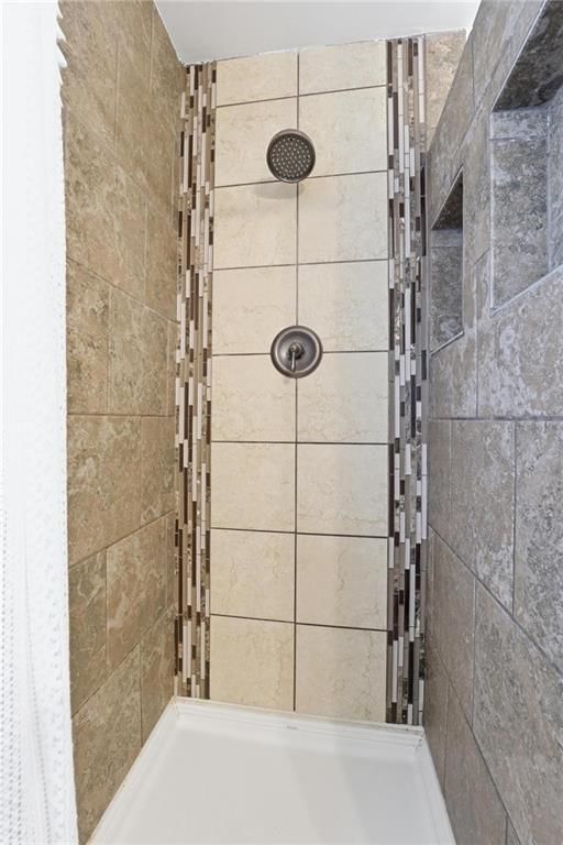15410 NE 186th Street — photo 34