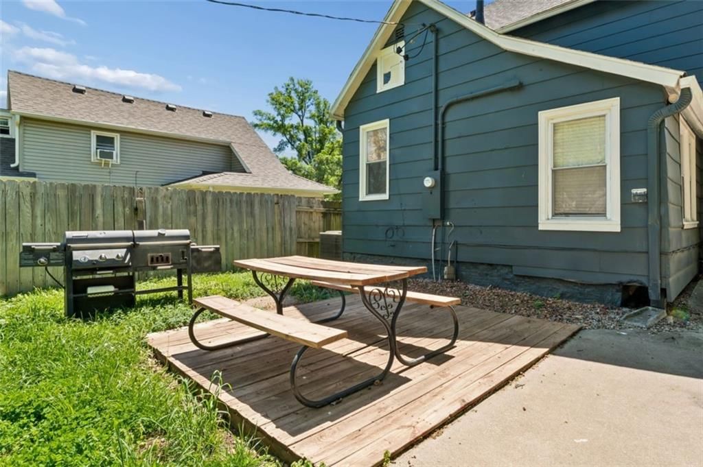 714 Prospect Street — photo 37