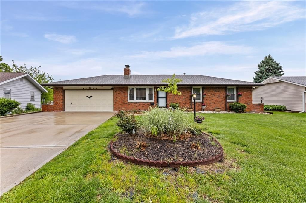 4733 Bond Street, Shawnee, KS