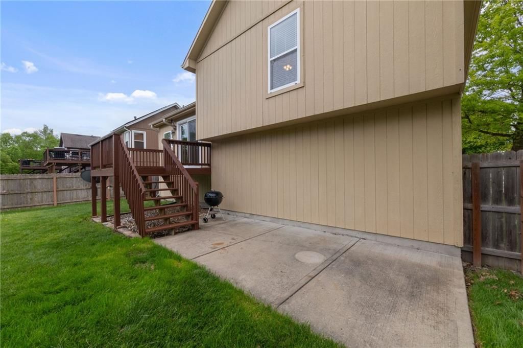 16307 S Church Street — photo 38