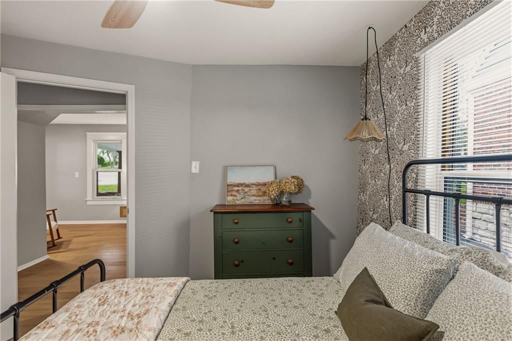 2625 W 47th Terrace — photo 14