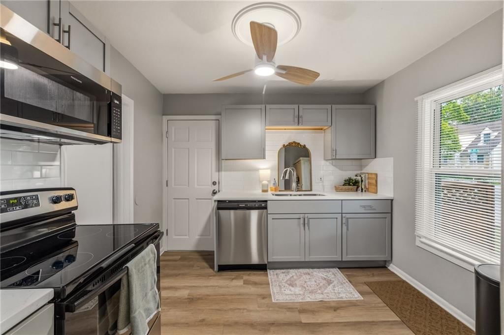 2625 W 47th Terrace — photo 17