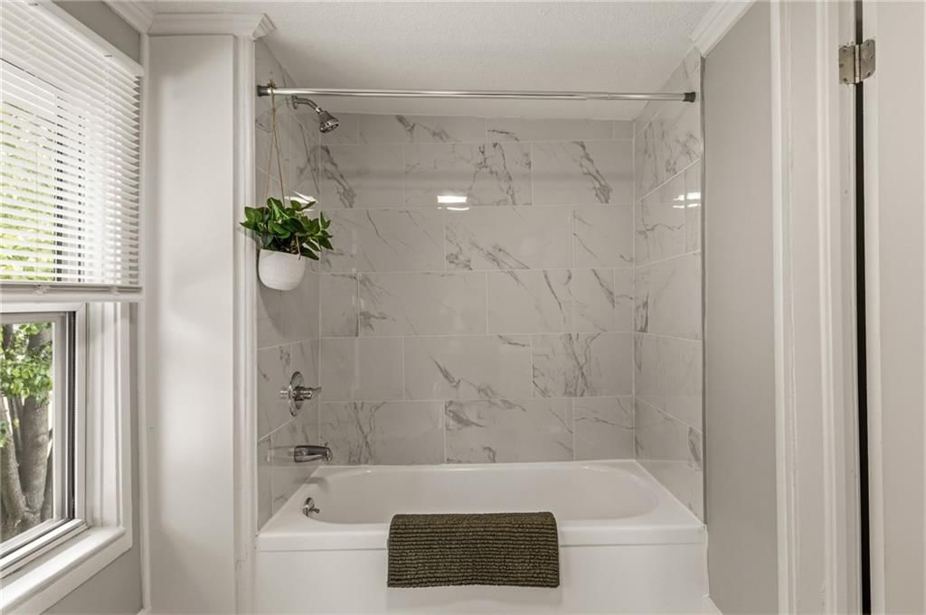 2625 W 47th Terrace — photo 27