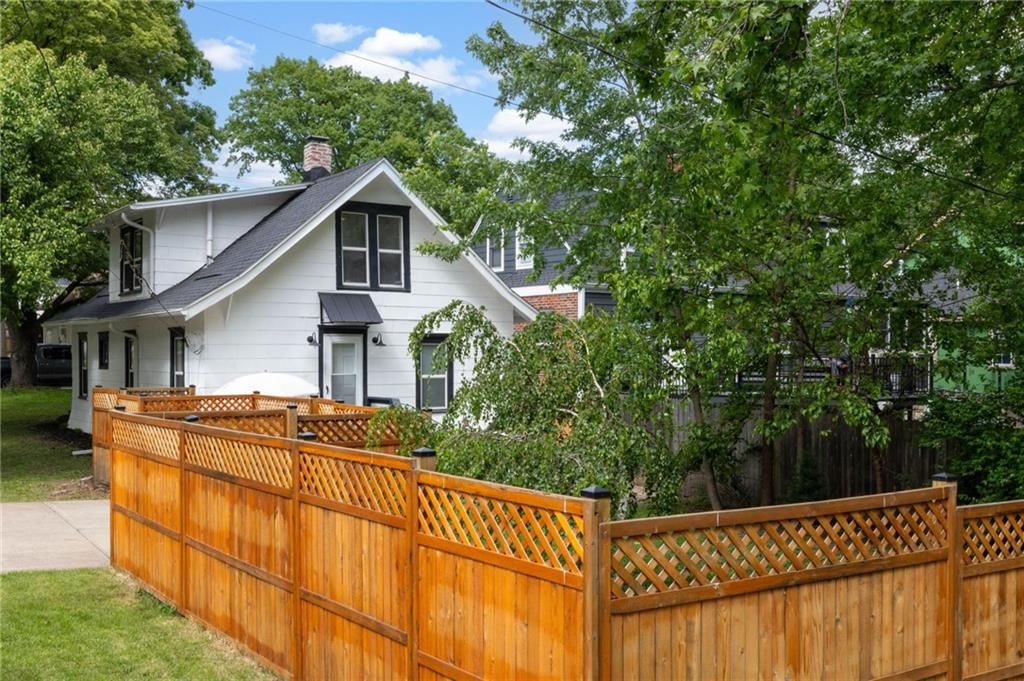 2625 W 47th Terrace — photo 32