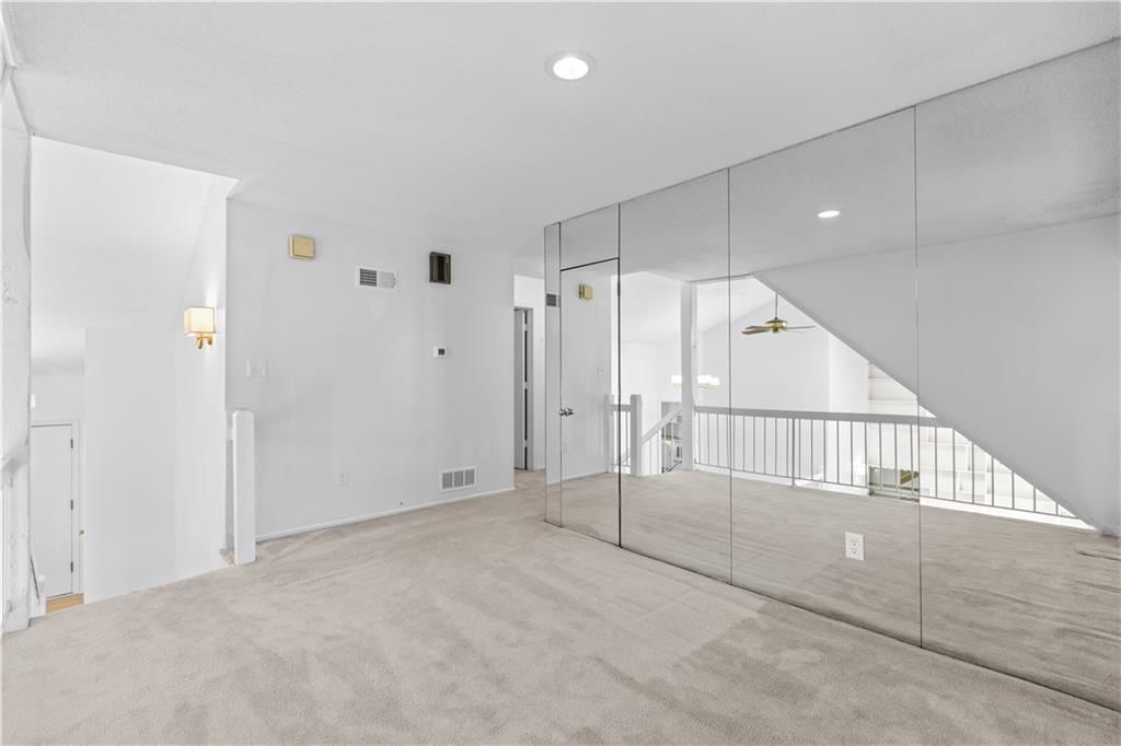 14518 W 91st Street — photo 12