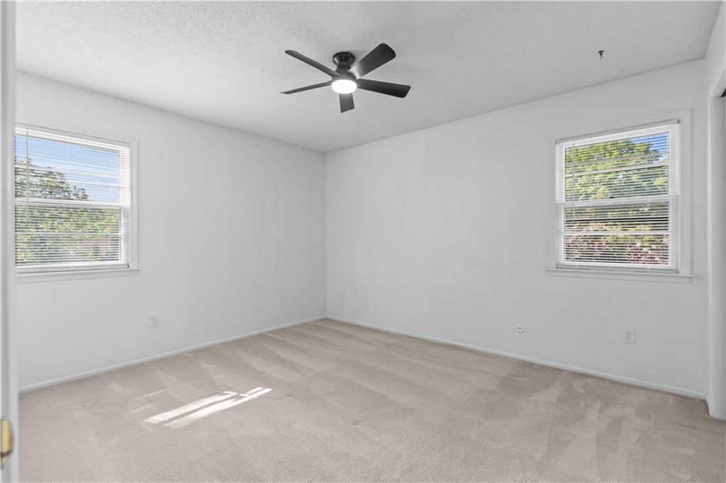 14518 W 91st Street — photo 15