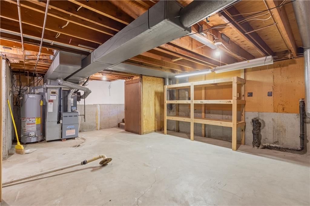 14518 W 91st Street — photo 20