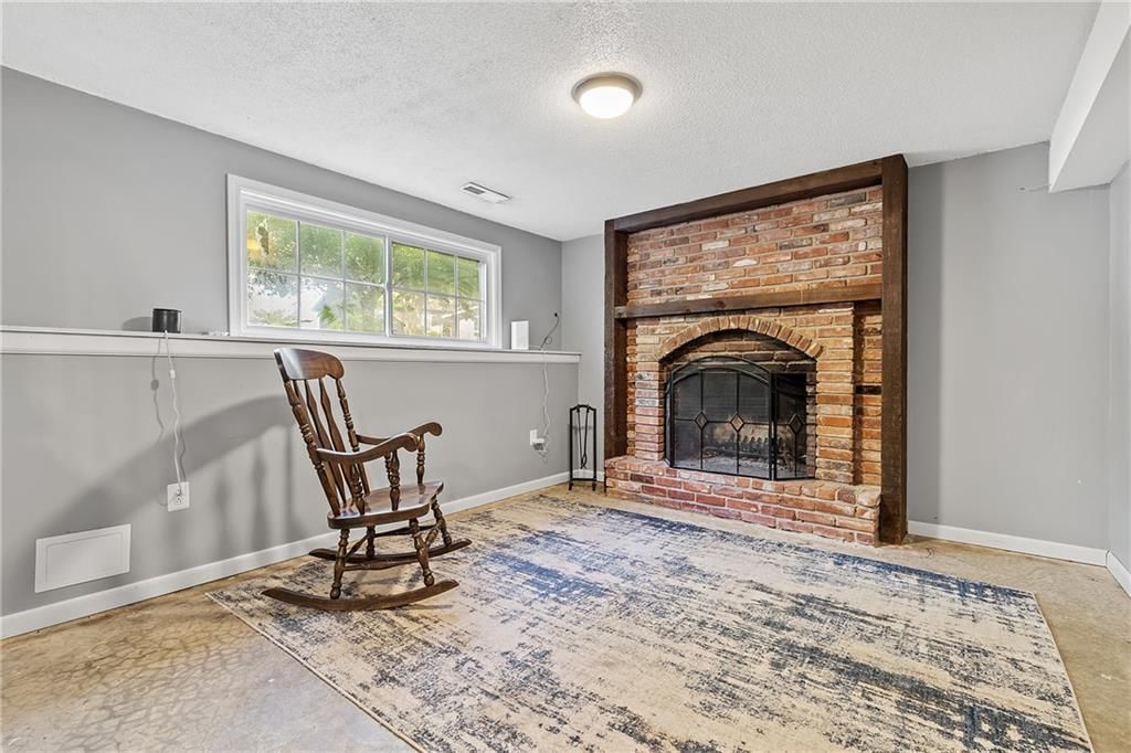 106 Kent Street — photo 17
