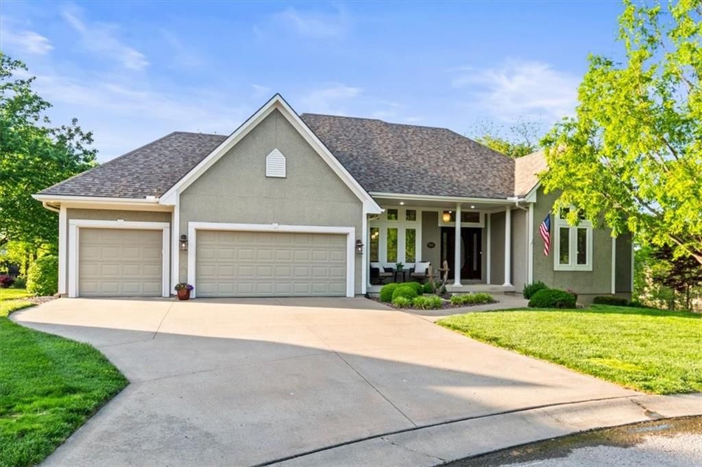 4003 SW 15th Court, Blue Springs, MO
