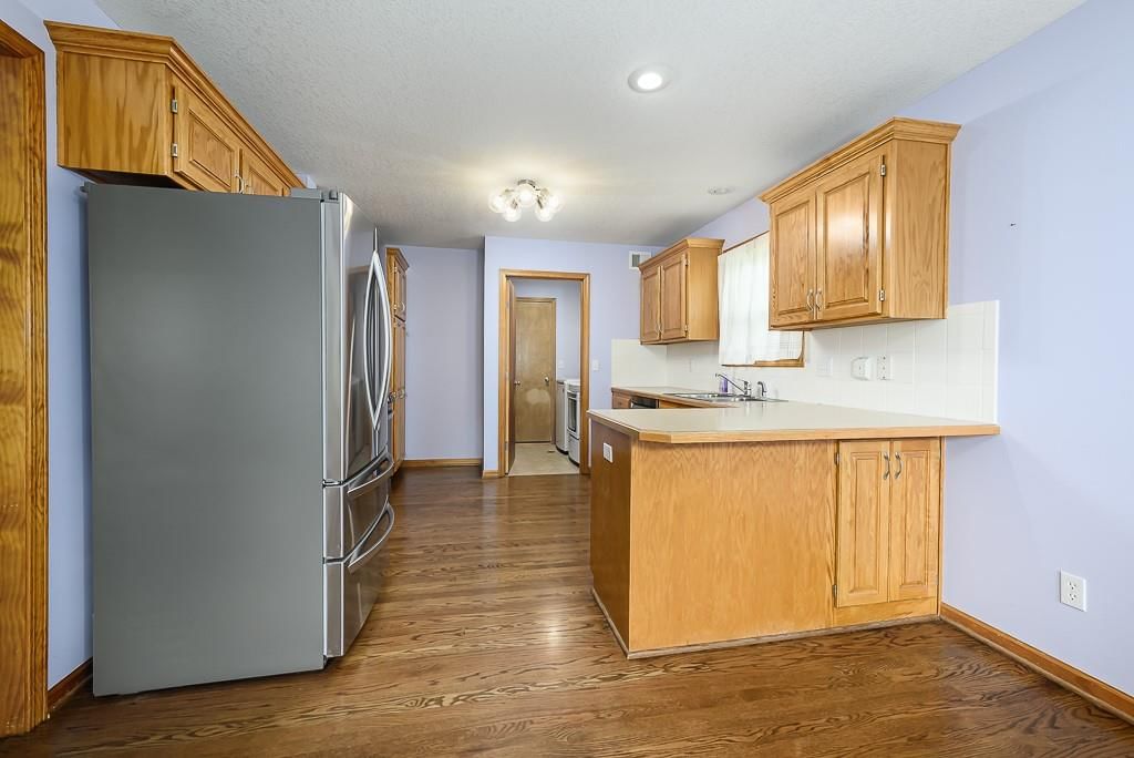 2502 N 100th Terrace — photo 9