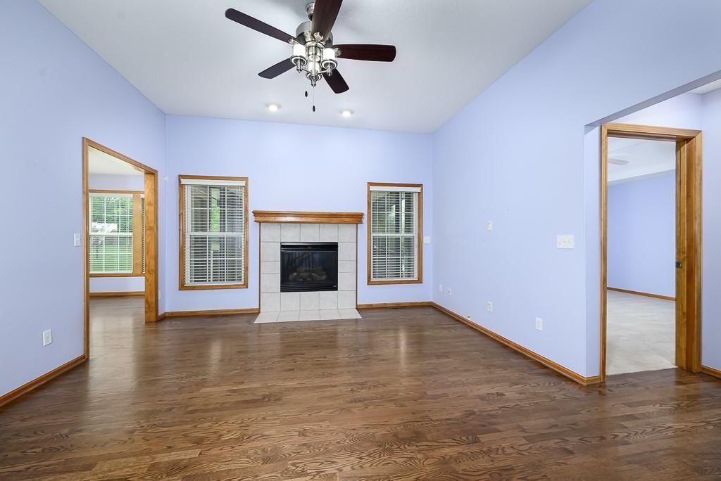 2502 N 100th Terrace — photo 13