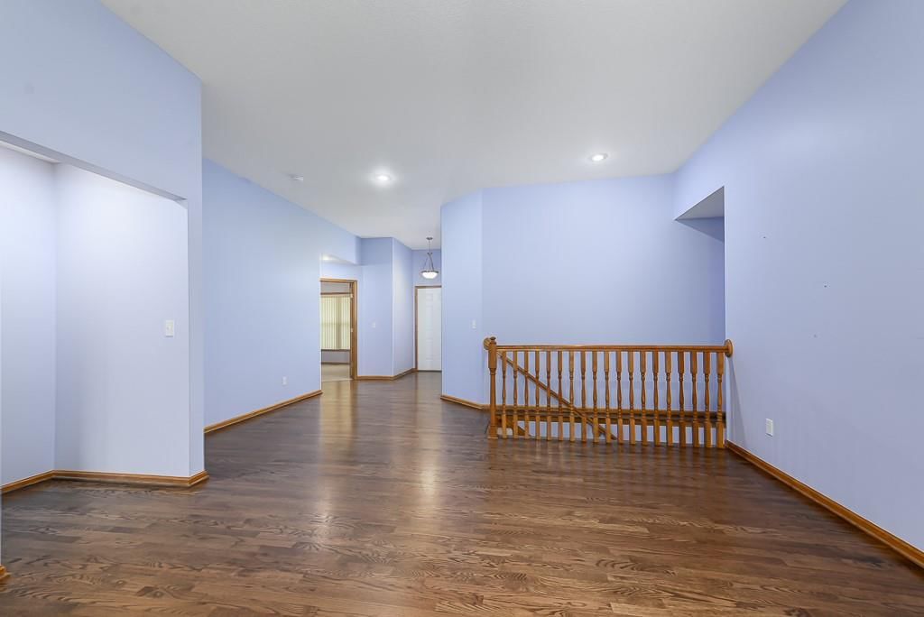 2502 N 100th Terrace — photo 14
