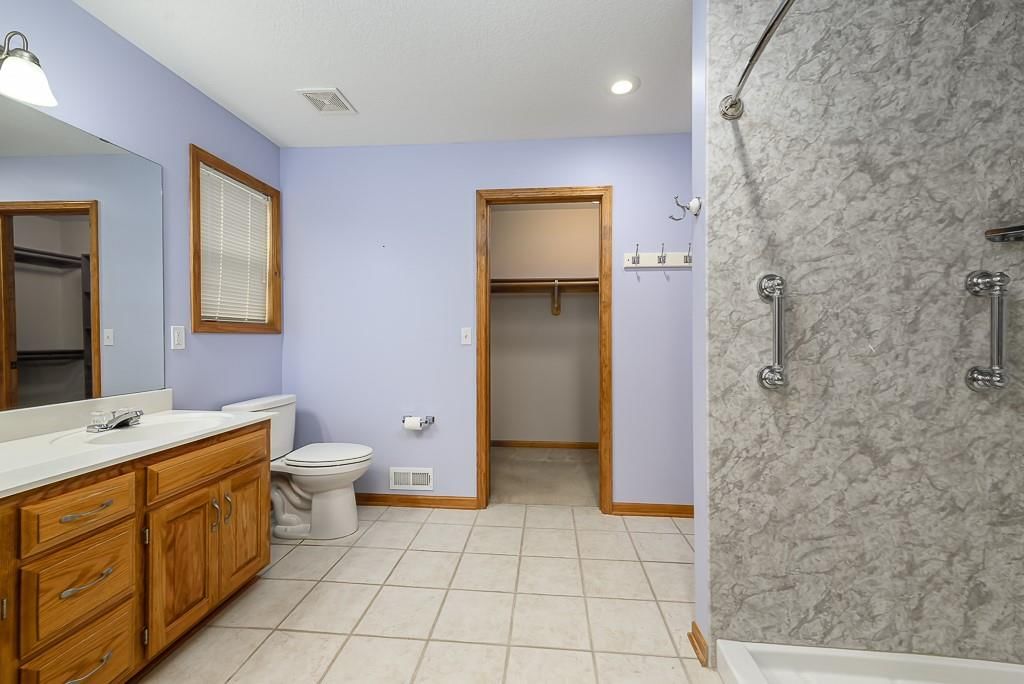 2502 N 100th Terrace — photo 17