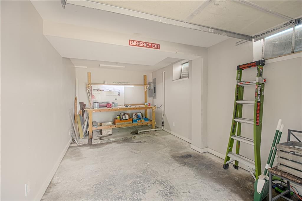 2519 W 40th Avenue — photo 24