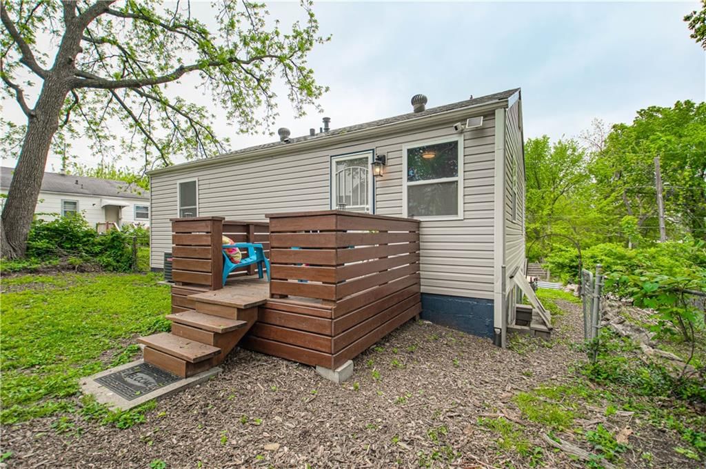 2519 W 40th Avenue — photo 26