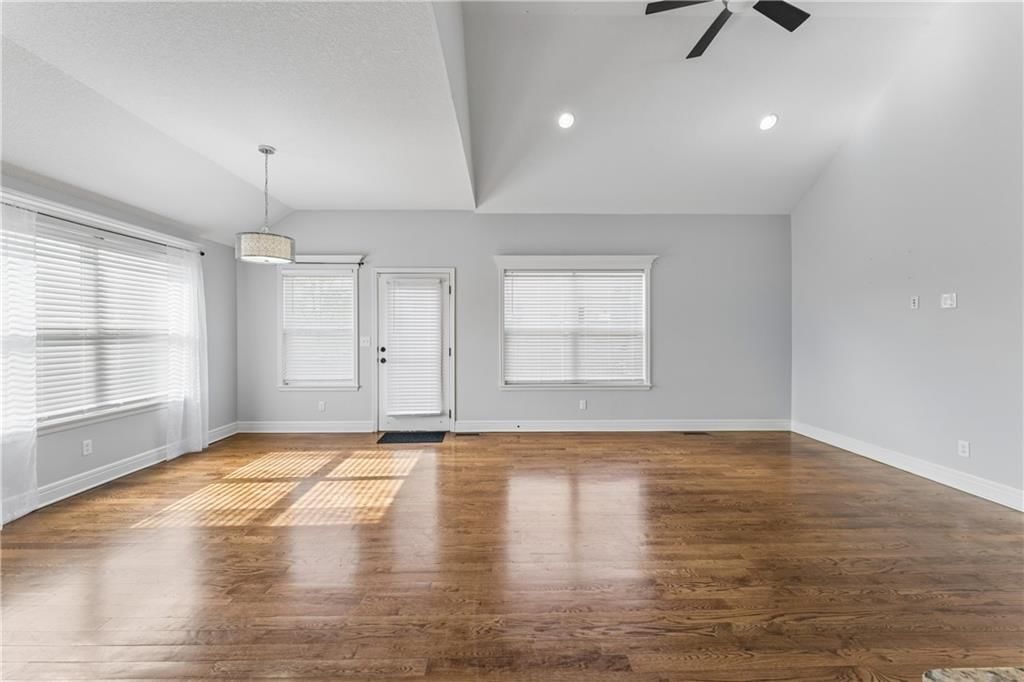 10503 Augusta Drive — photo 9