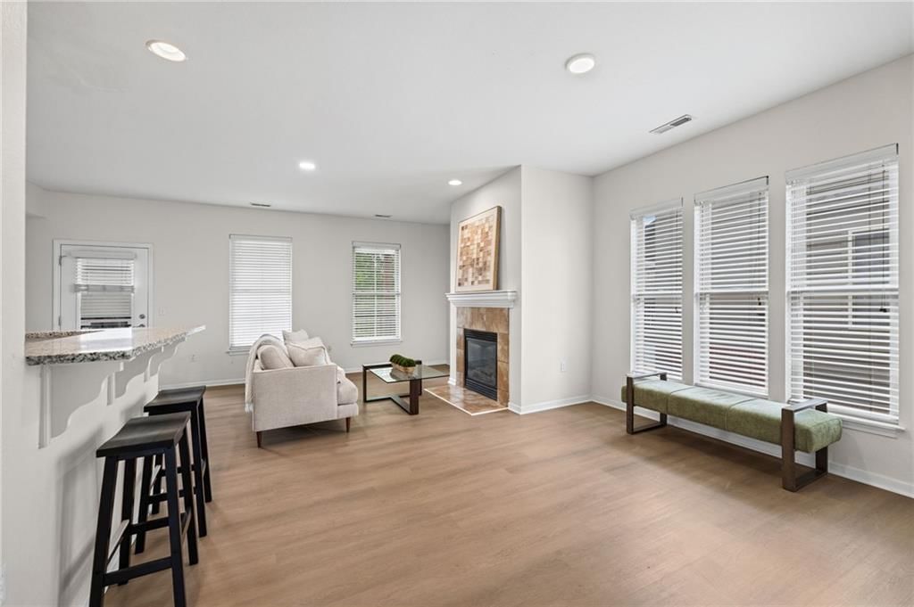 5245 Overland Drive — photo 3