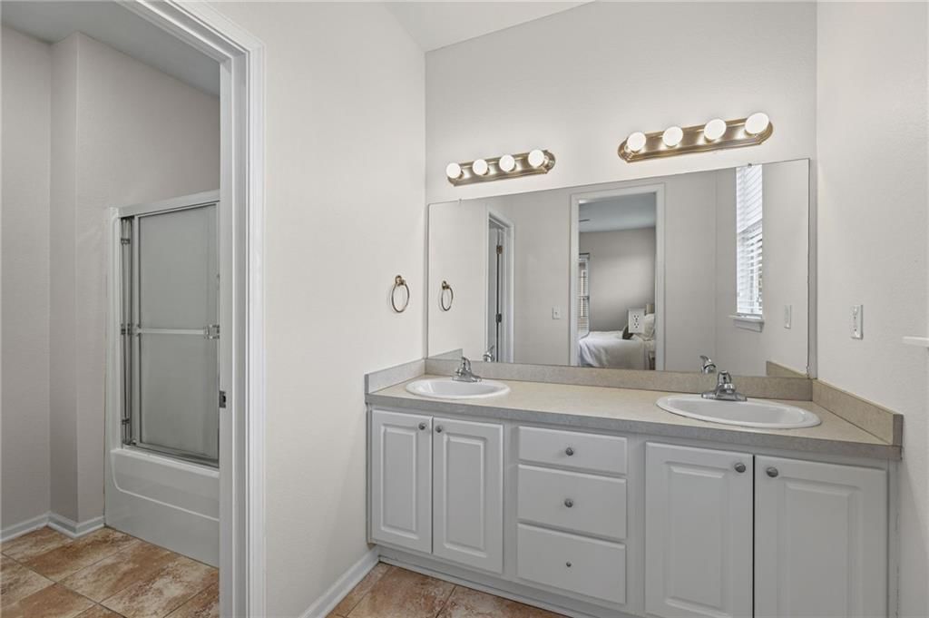 5245 Overland Drive — photo 19