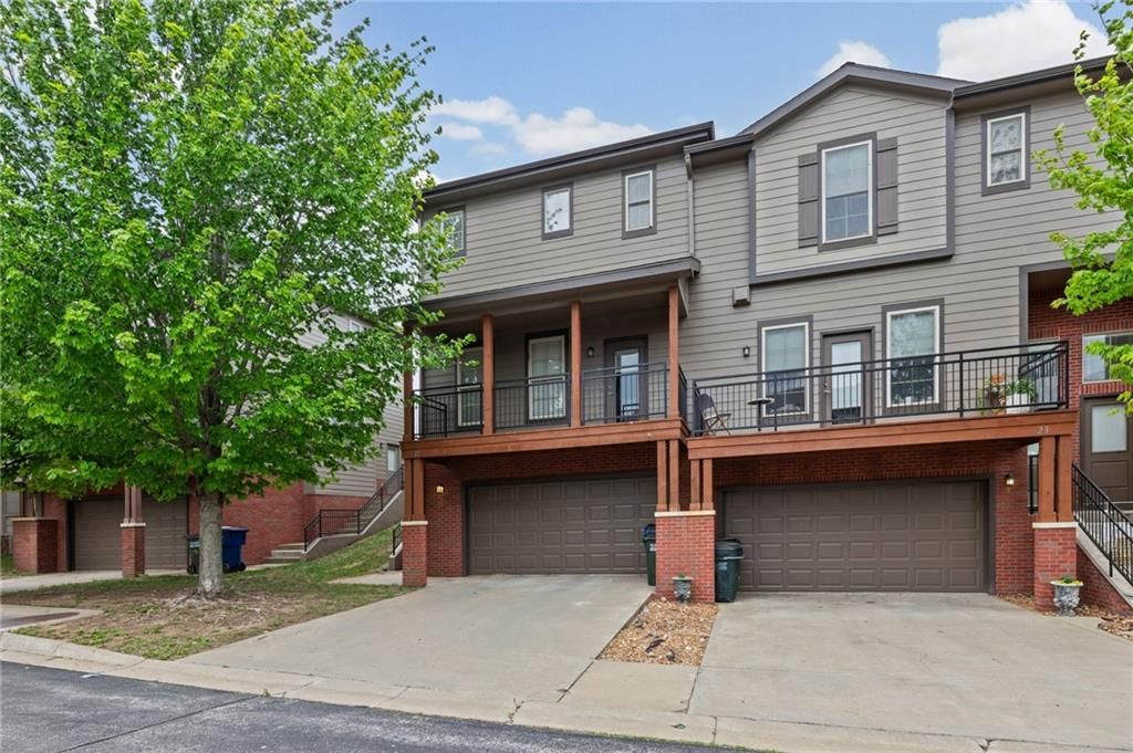 5245 Overland Drive — photo 31