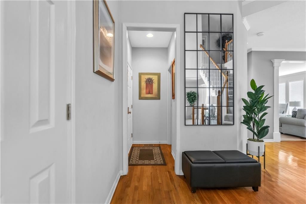 8007 W 131st Terrace — photo 3