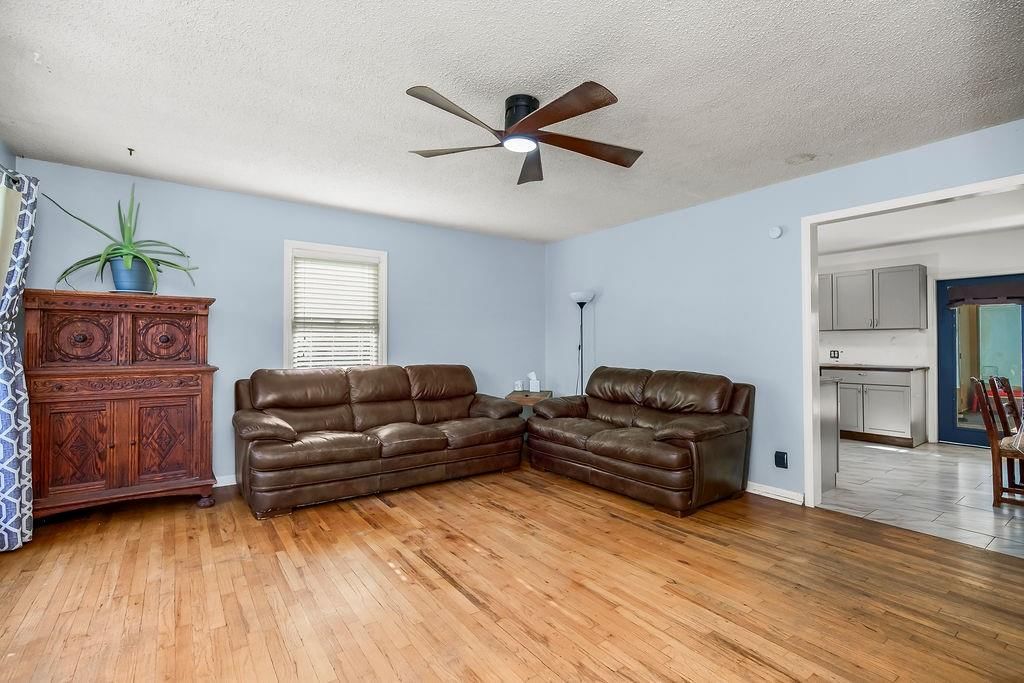 4616 Berry Road — photo 4